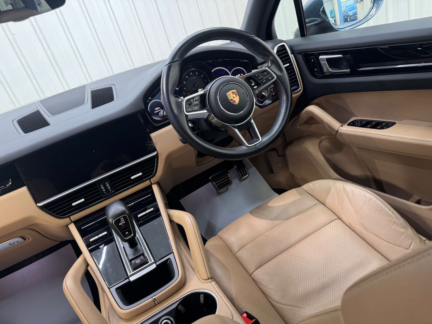 Used Porsche Cayenne 2019 for sale - 76363919: Photo 44