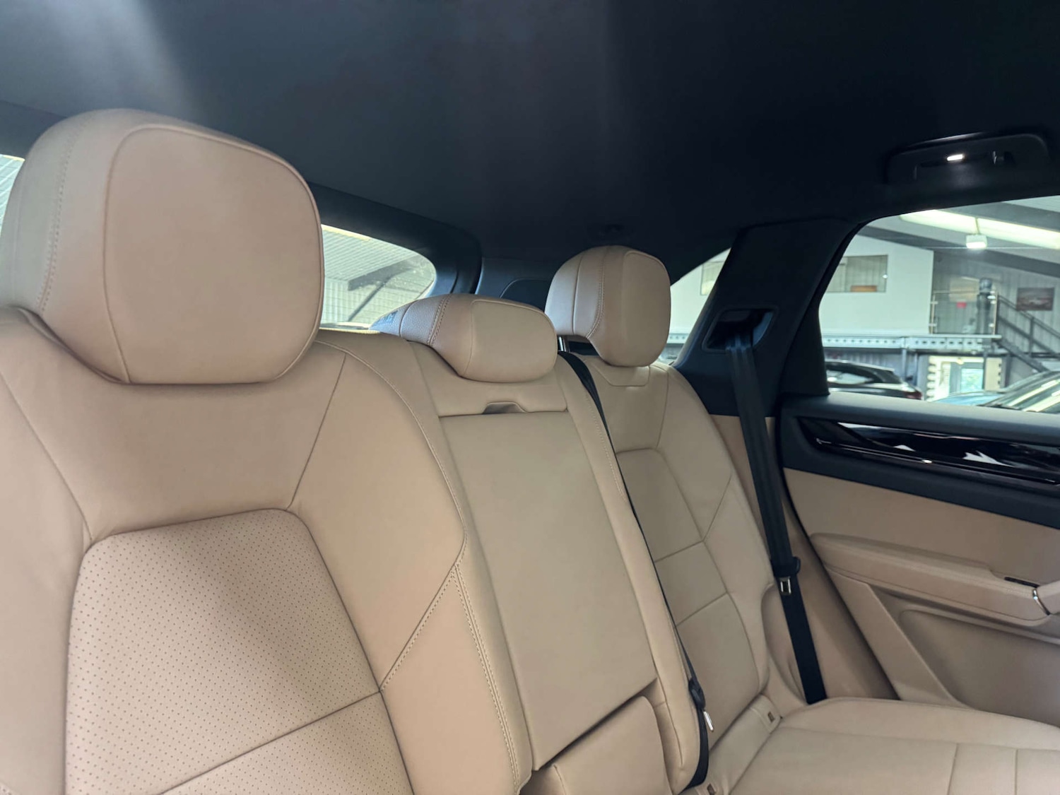 Used Porsche Cayenne 2019 for sale - 76363919: Photo 59