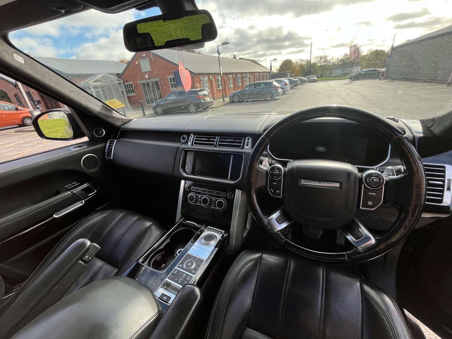 Used Land Rover Range Rover 2016 for sale - 76410701: Photo 16