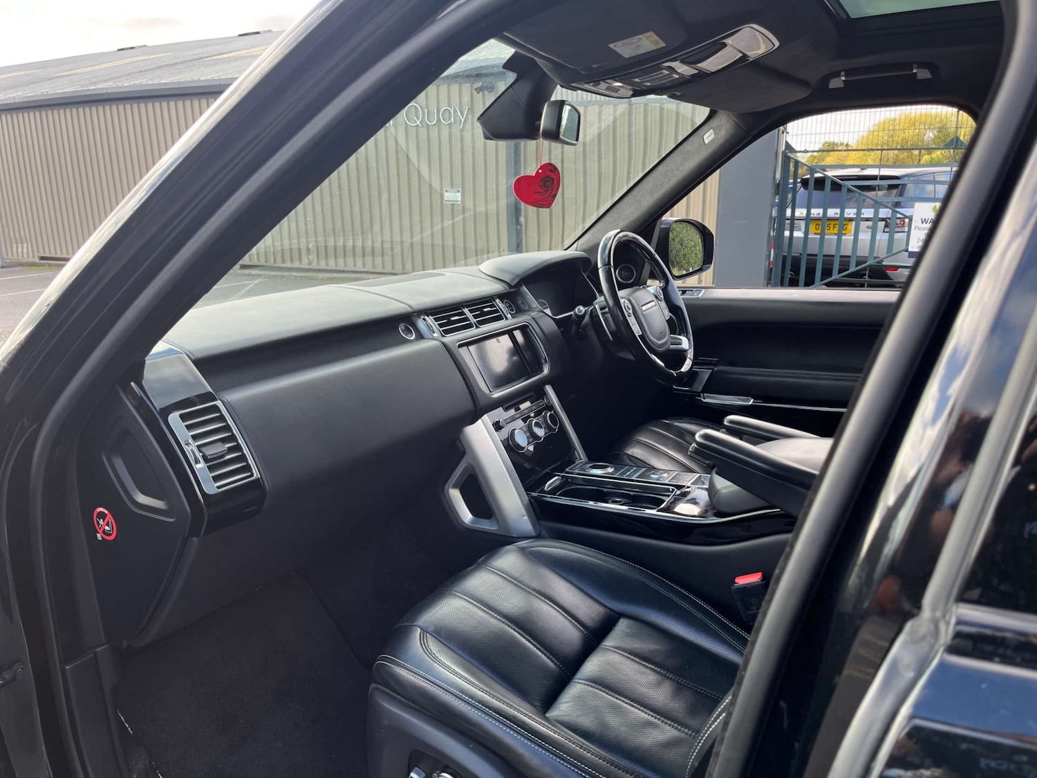 Used Land Rover Range Rover 2016 for sale - 76410701: Photo 28