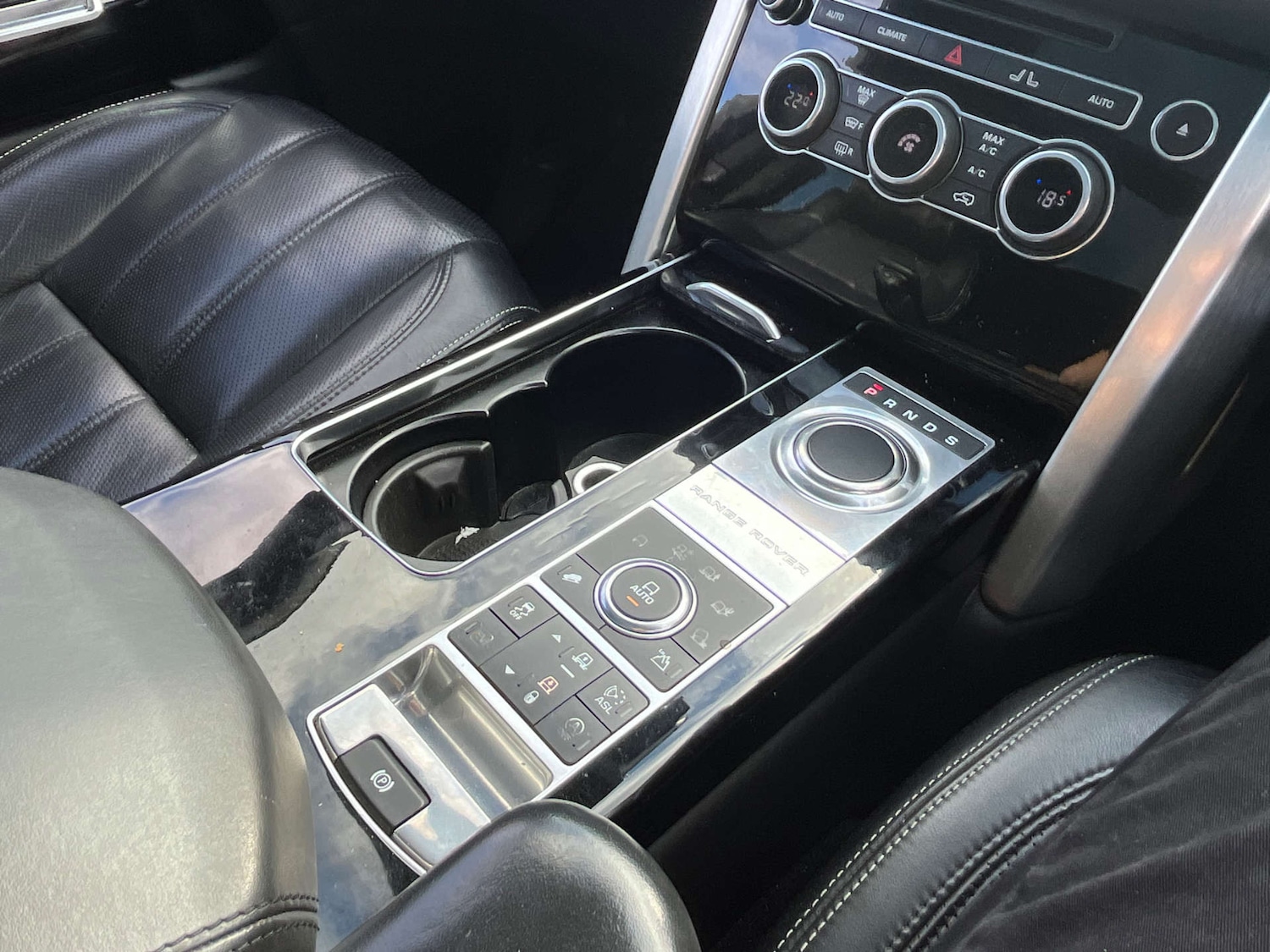 Used Land Rover Range Rover 2016 for sale - 76410701: Photo 34