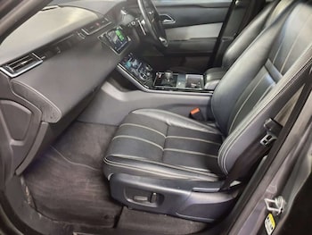 Used Land Rover Range Rover Velar 2019 for sale - 77610610: Photo