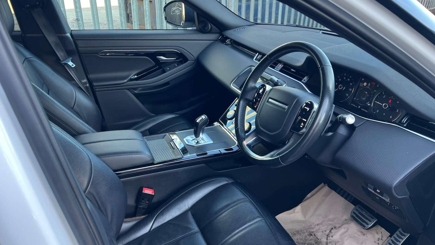 Used Land Rover Range Rover Evoque 2019 for sale - 77636181: Photo 4