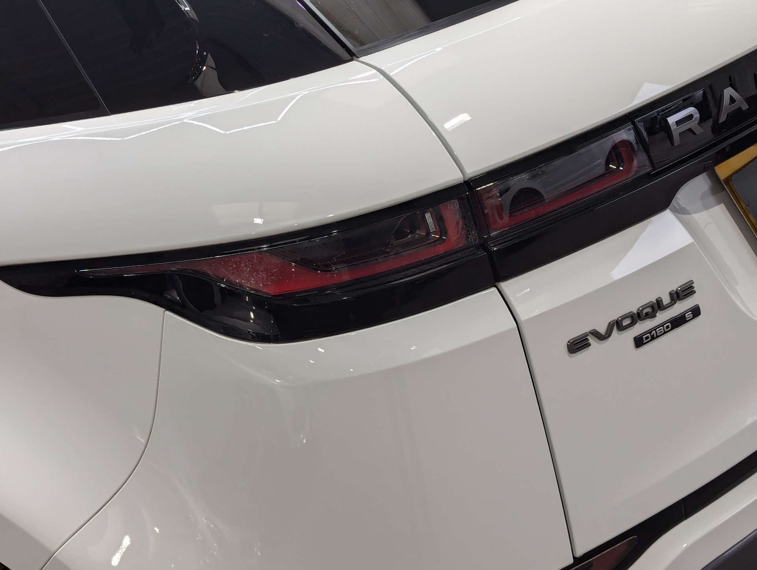 Used Land Rover Range Rover Evoque 2019 for sale - 77636181: Photo 41