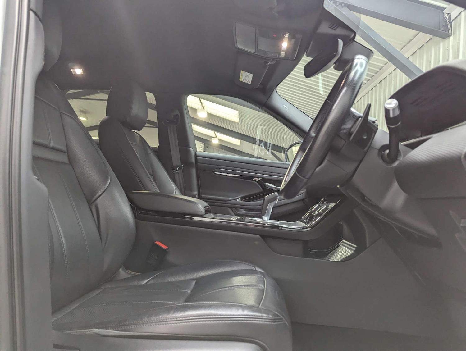 Used Land Rover Range Rover Evoque 2019 for sale - 77636181: Photo 50