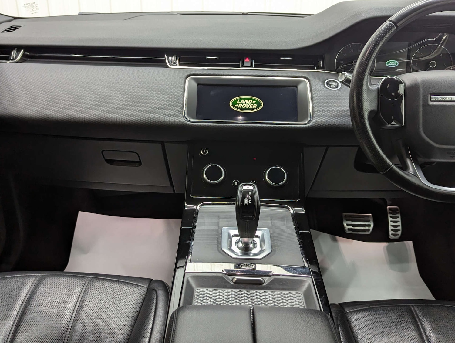 Used Land Rover Range Rover Evoque 2019 for sale - 77636181: Photo 71