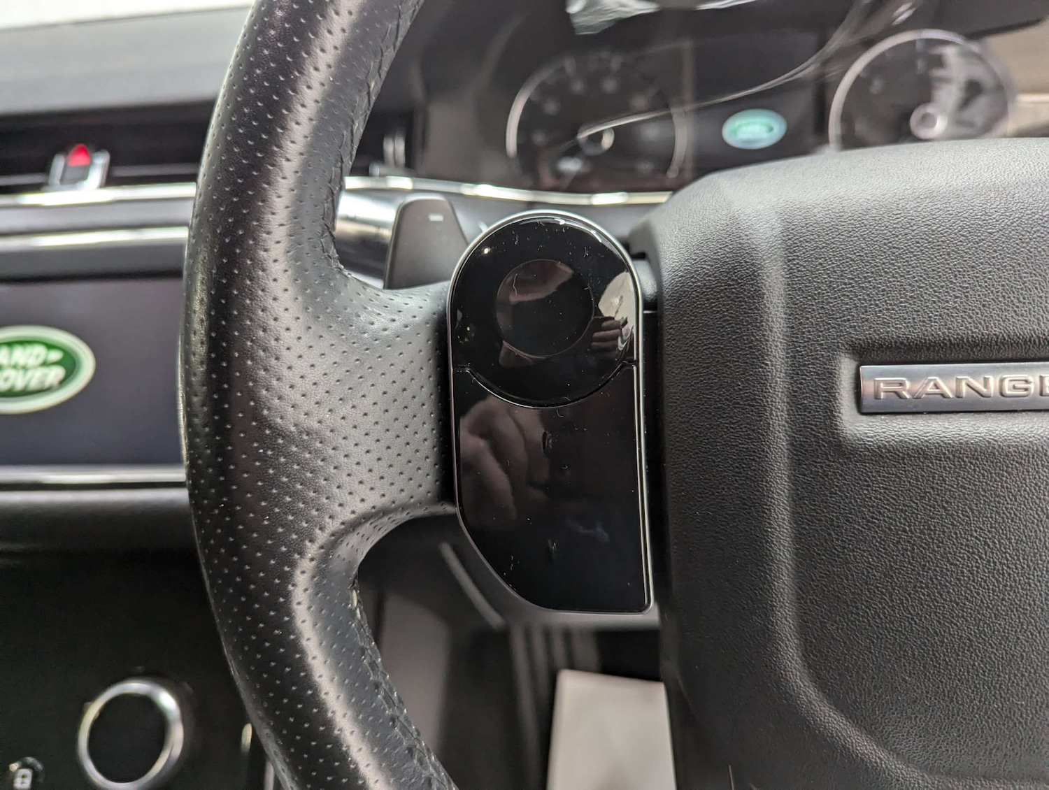 Used Land Rover Range Rover Evoque 2019 for sale - 77636181: Photo 74