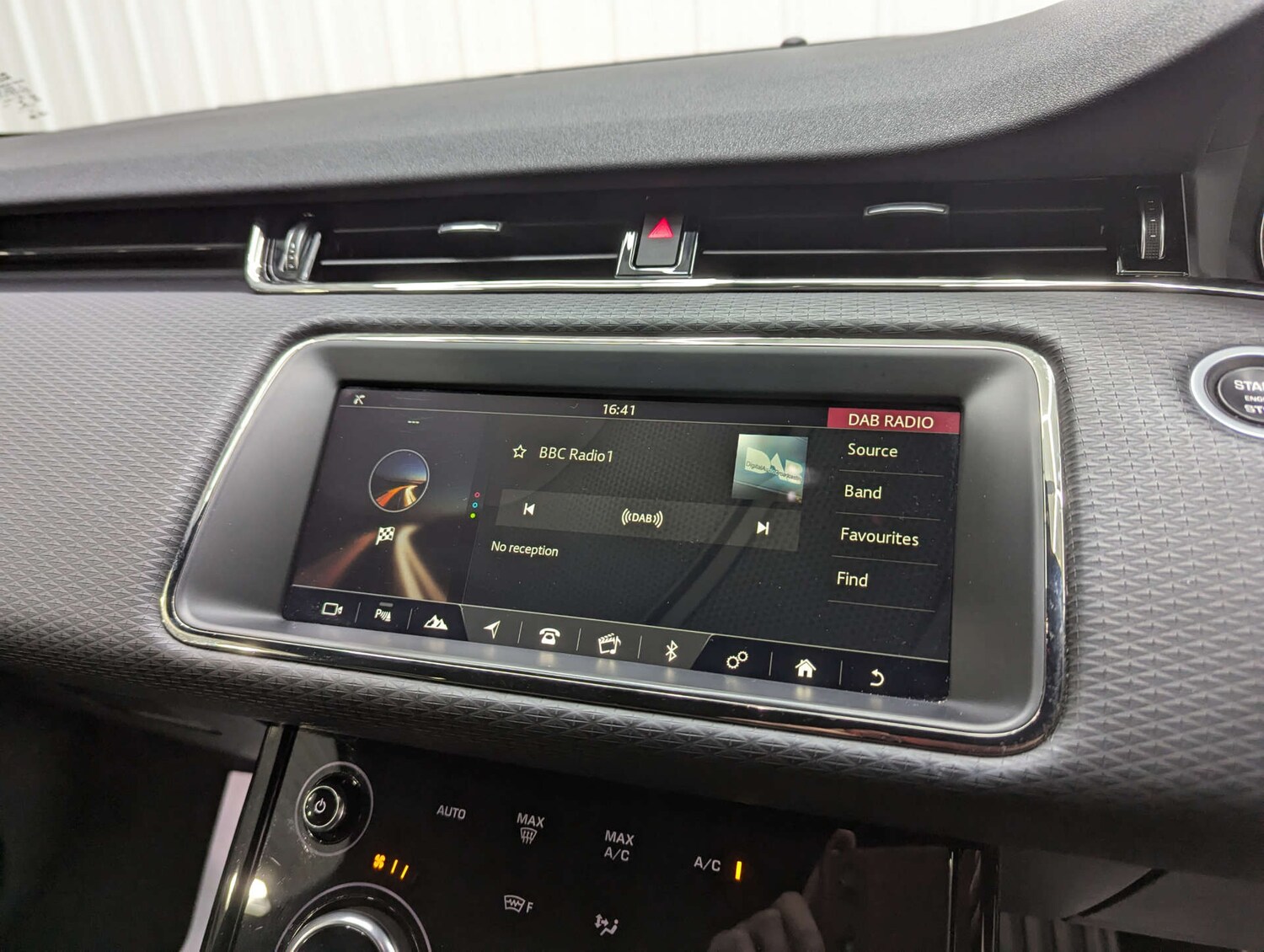 Used Land Rover Range Rover Evoque 2019 for sale - 77636181: Photo 92