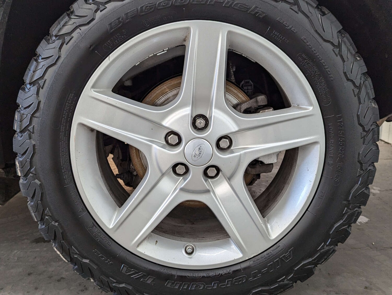 Used Land Rover Defender 2020 for sale - 76402672: Photo 30