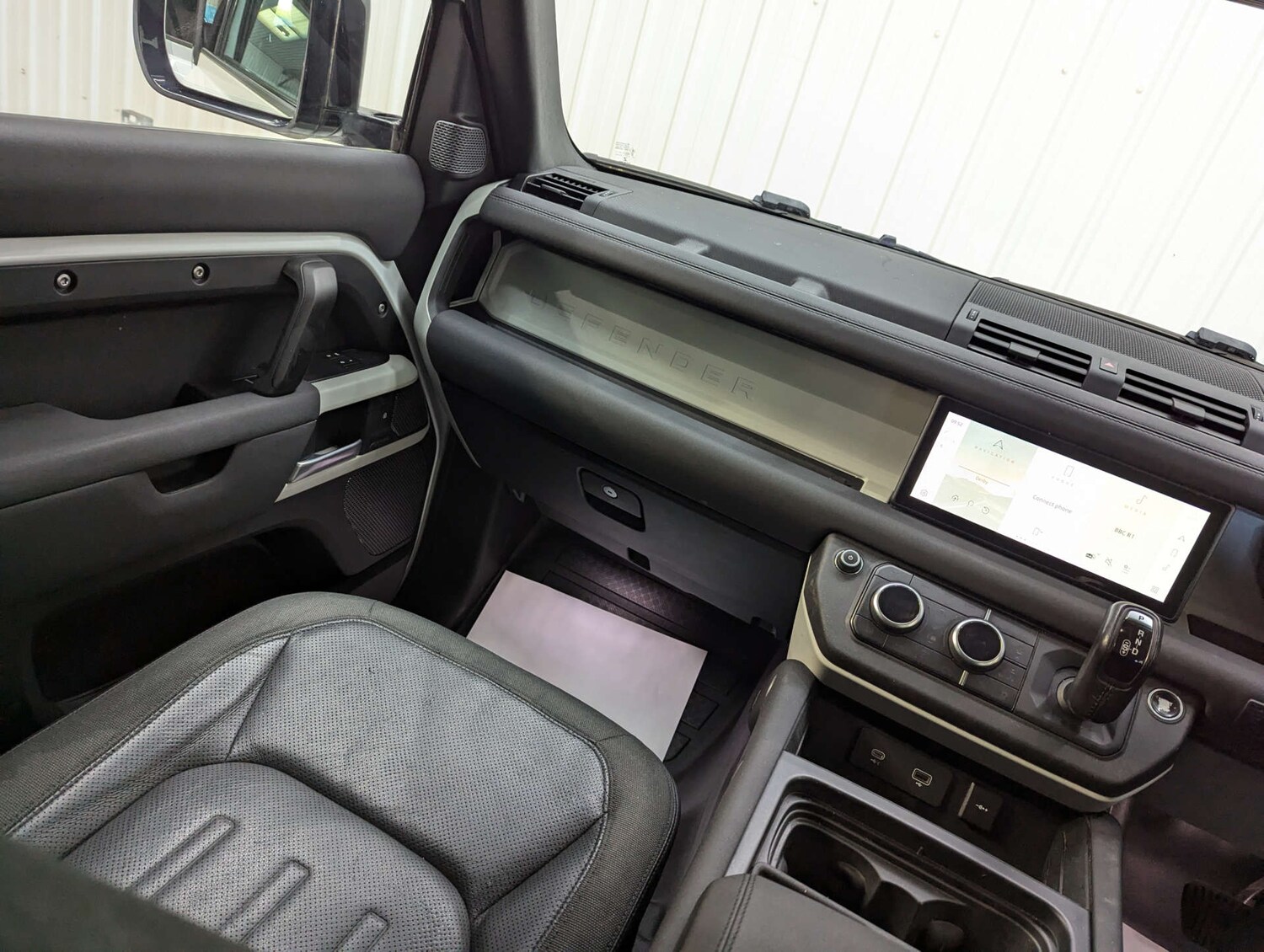 Used Land Rover Defender 2020 for sale - 76402672: Photo 45