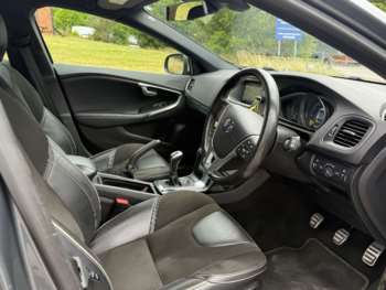 Used Volvo V40 2015 for sale - 75068404: Photo
