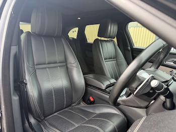 Used Land Rover Range Rover Velar 2018 for sale - 79555520: Photo