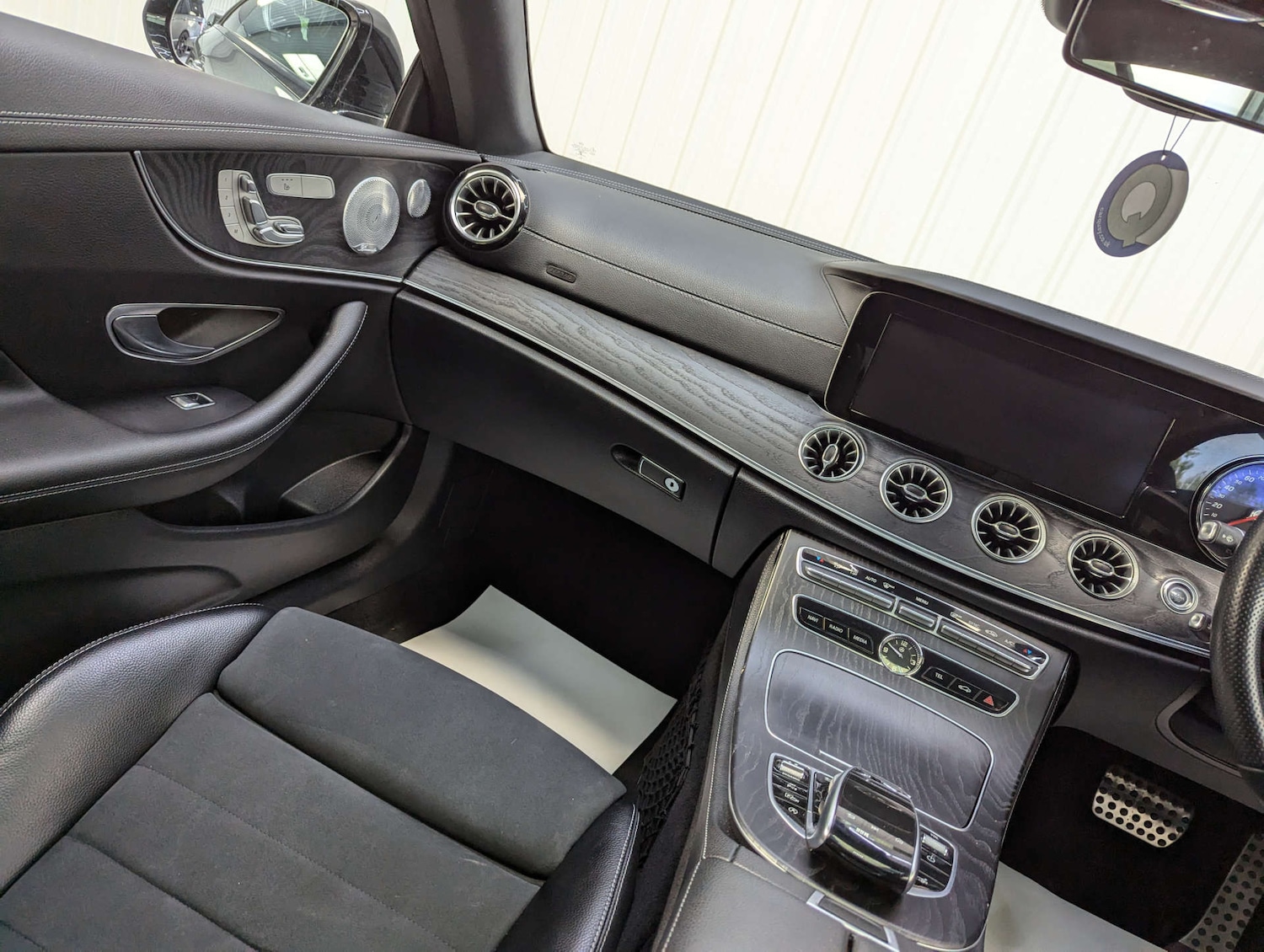 Used Mercedes-Benz E Class 2017 for sale - 76278147: Photo 45