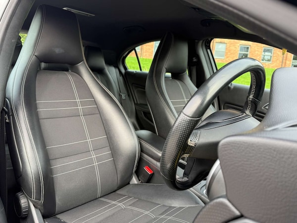 Used Mercedes-Benz A-Class 2015 for sale - 76296838: Photo 3
