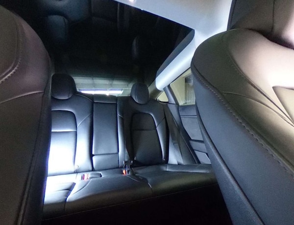 Used Tesla Model 3 2021 for sale - 76139970: Photo 17