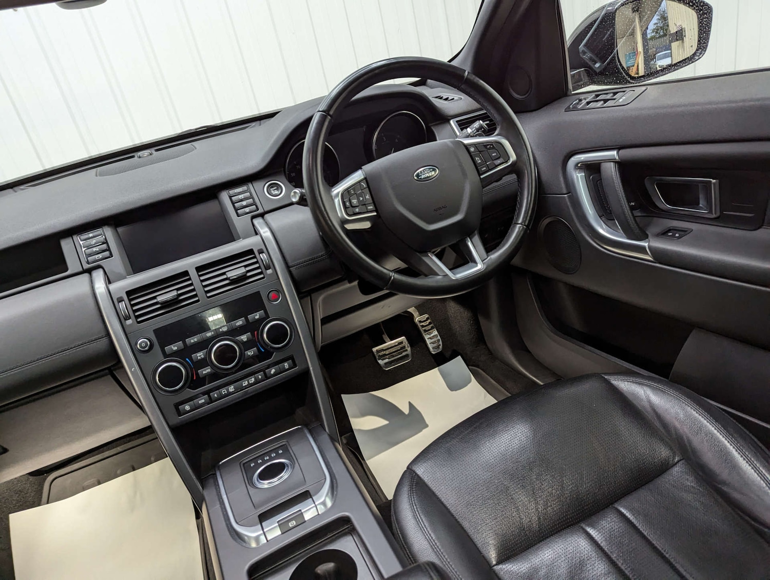 Used Land Rover Discovery Sport 2019 for sale - 76475106: Photo 46