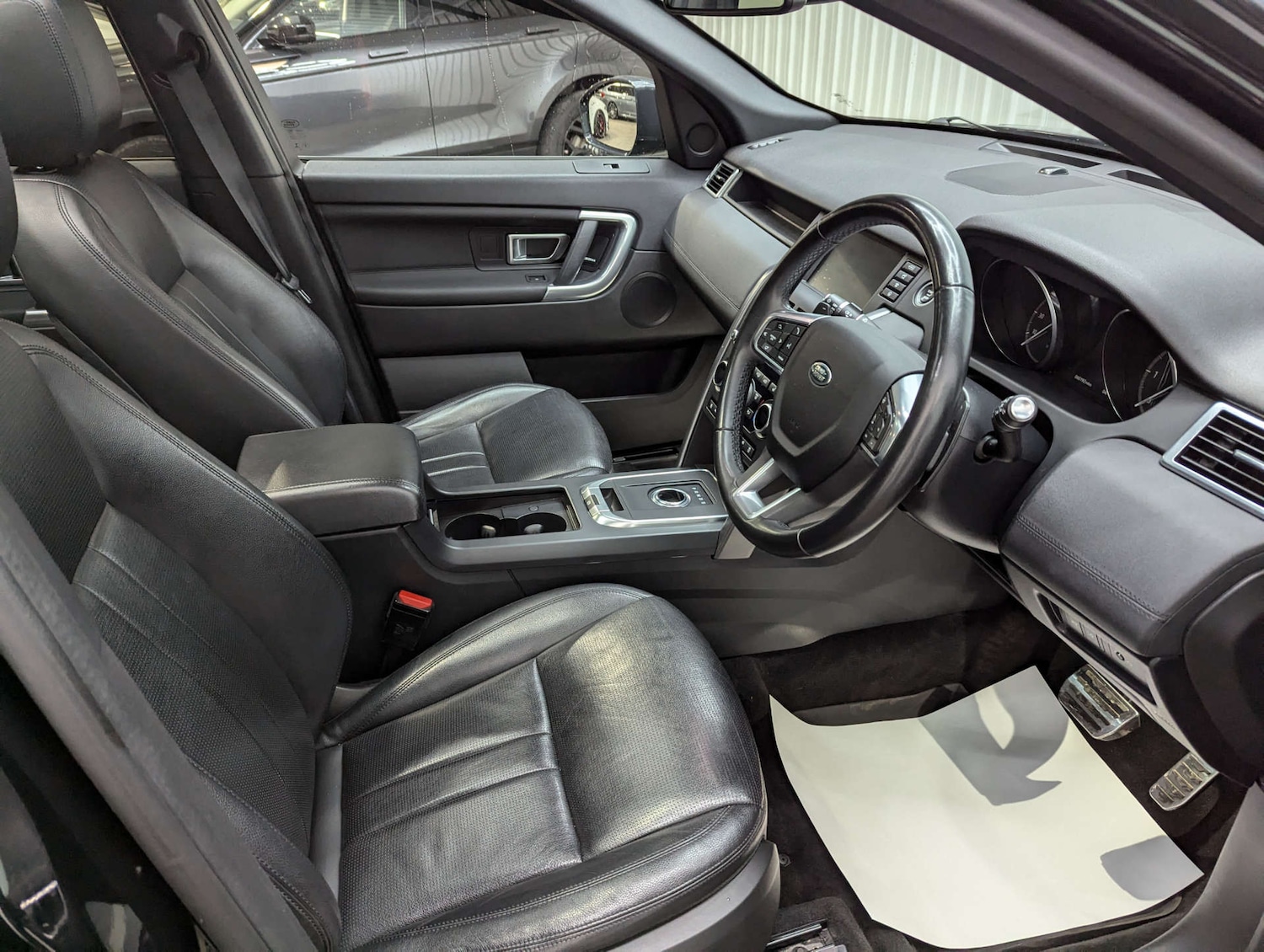 Used Land Rover Discovery Sport 2019 for sale - 76475106: Photo 47