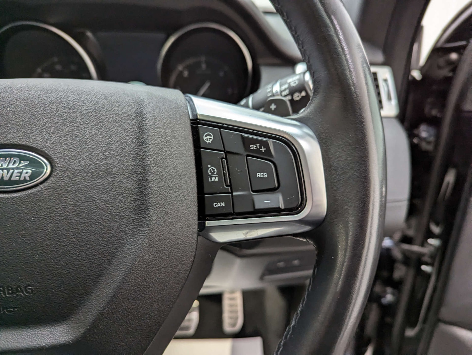 Used Land Rover Discovery Sport 2019 for sale - 76475106: Photo 77