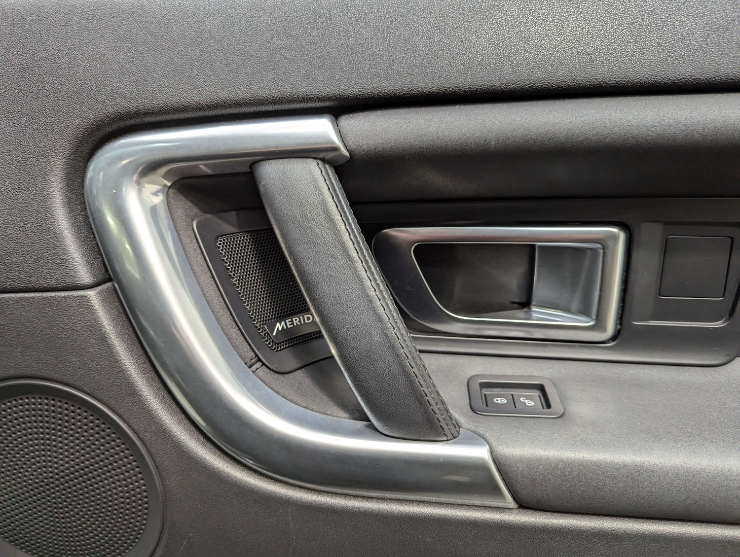 Used Land Rover Discovery Sport 2019 for sale - 76475106: Photo 82