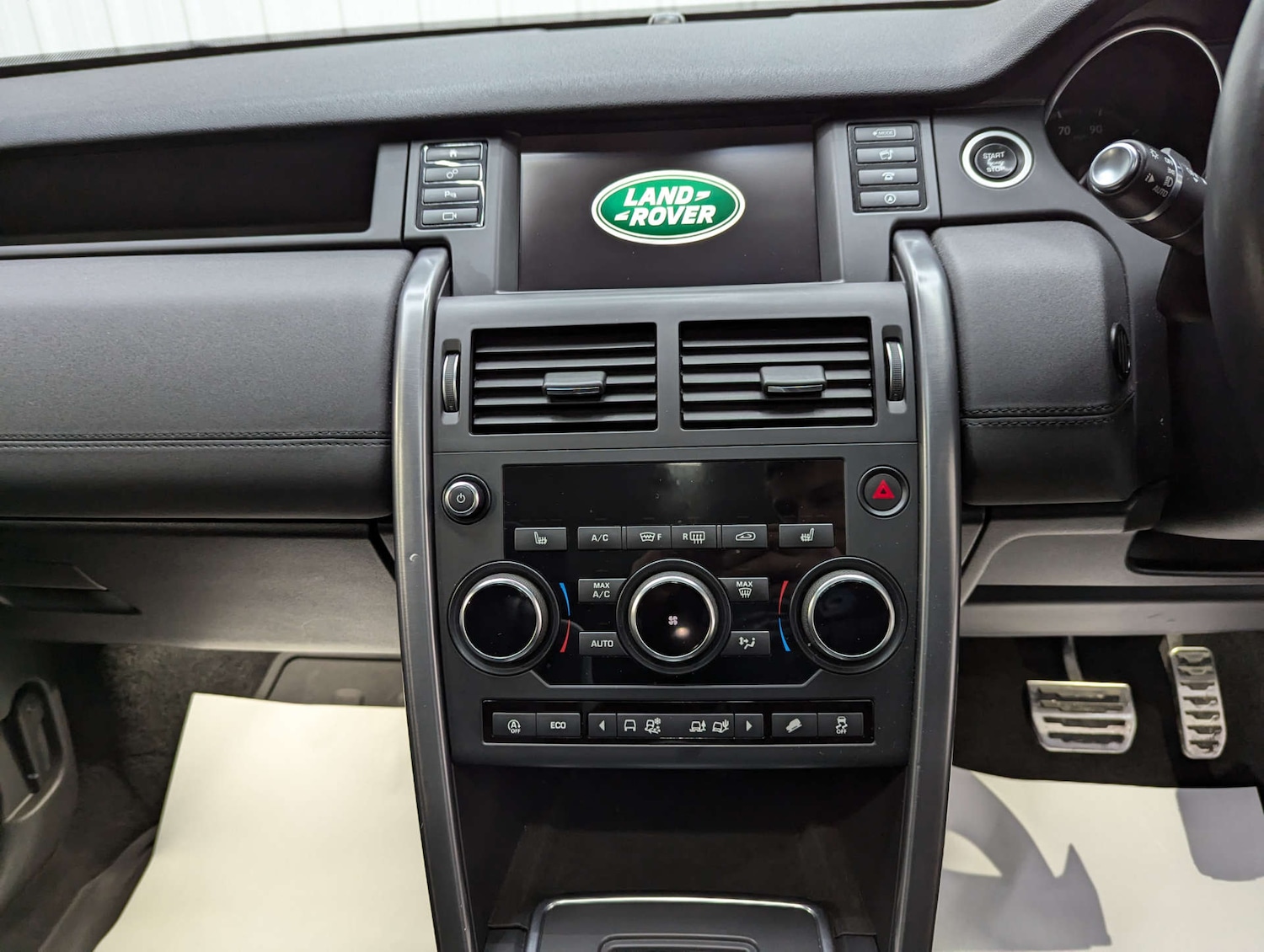 Used Land Rover Discovery Sport 2019 for sale - 76475106: Photo 84