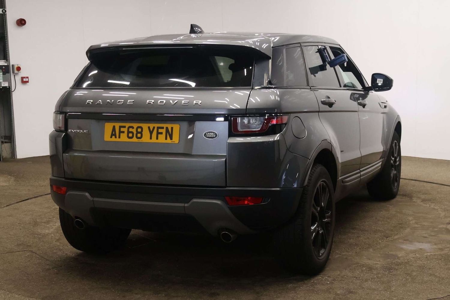 Used Land Rover Range Rover Evoque 2018 for sale - 77228437: Photo 11