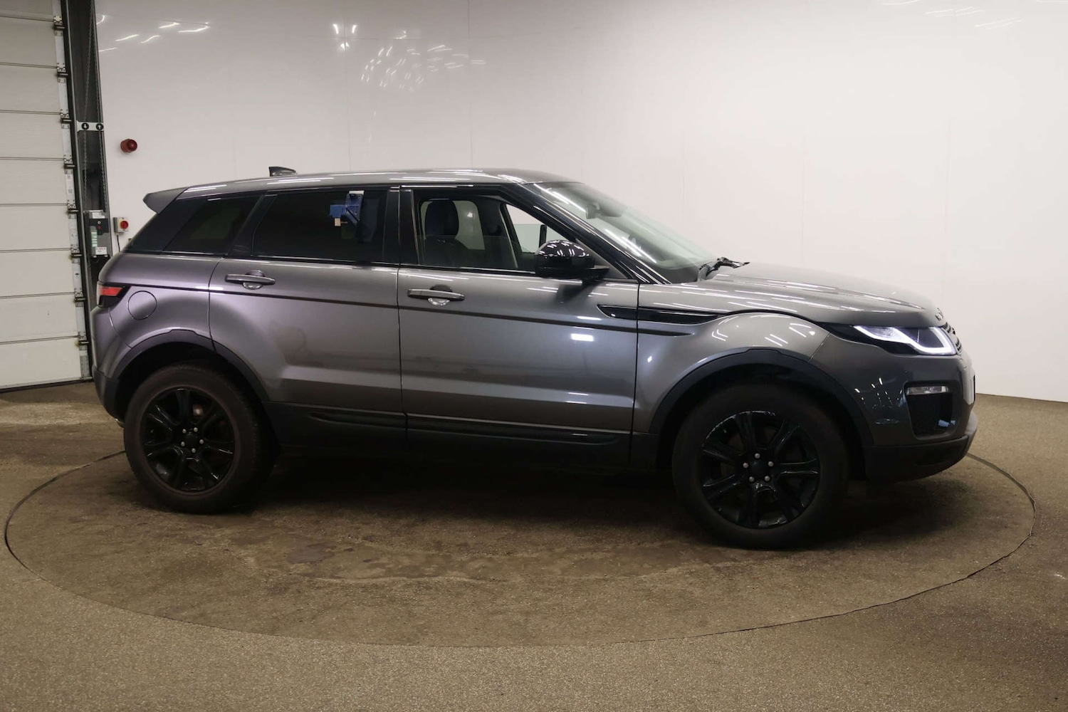 Used Land Rover Range Rover Evoque 2018 for sale - 77228437: Photo 7