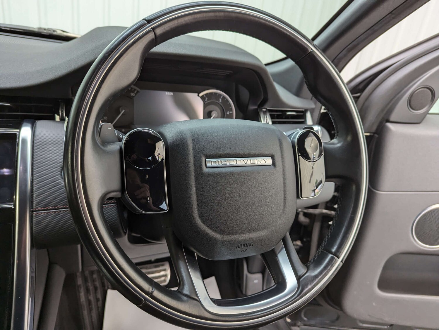 Used Land Rover Discovery Sport 2020 for sale - 77548532: Photo 74