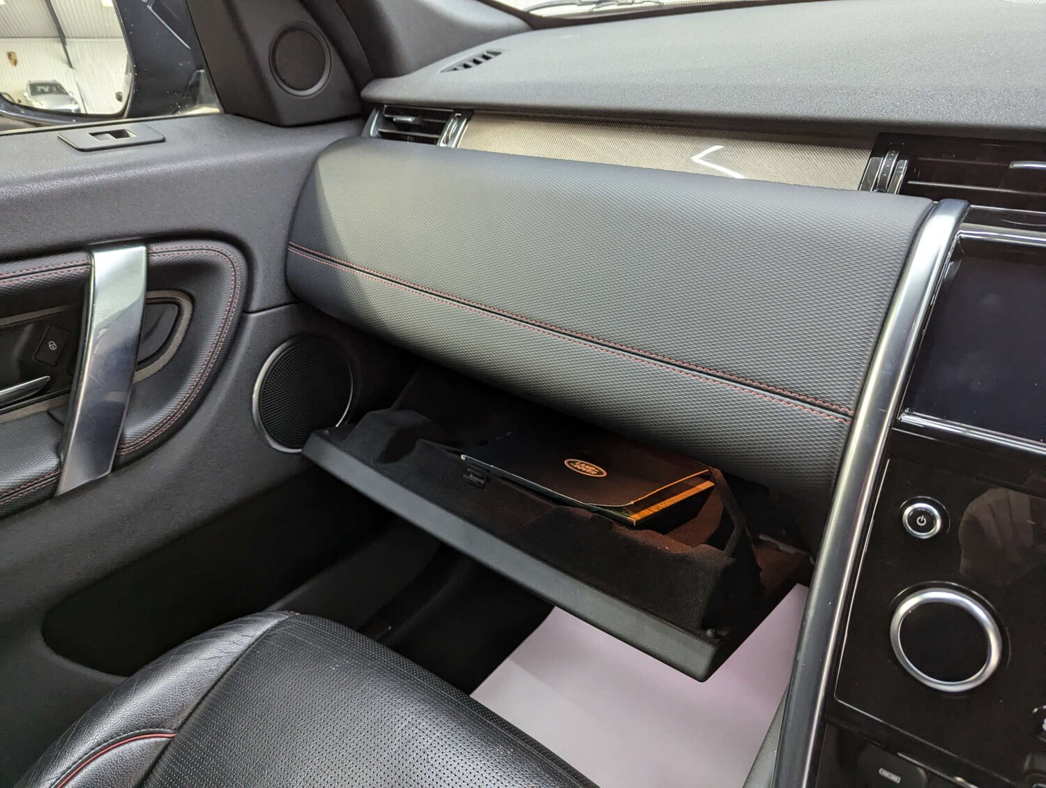 Used Land Rover Discovery Sport 2020 for sale - 77548532: Photo 79