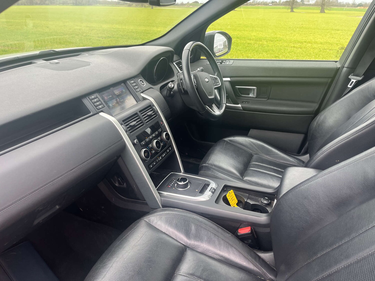 Used Land Rover Discovery Sport 2017 for sale - 77888812: Photo 15