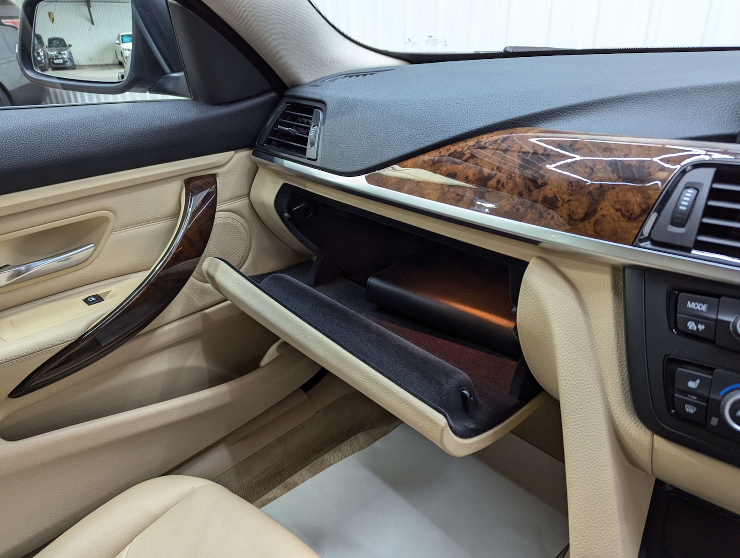 Used BMW 4 Series 2014 for sale - 76907752: Photo 87