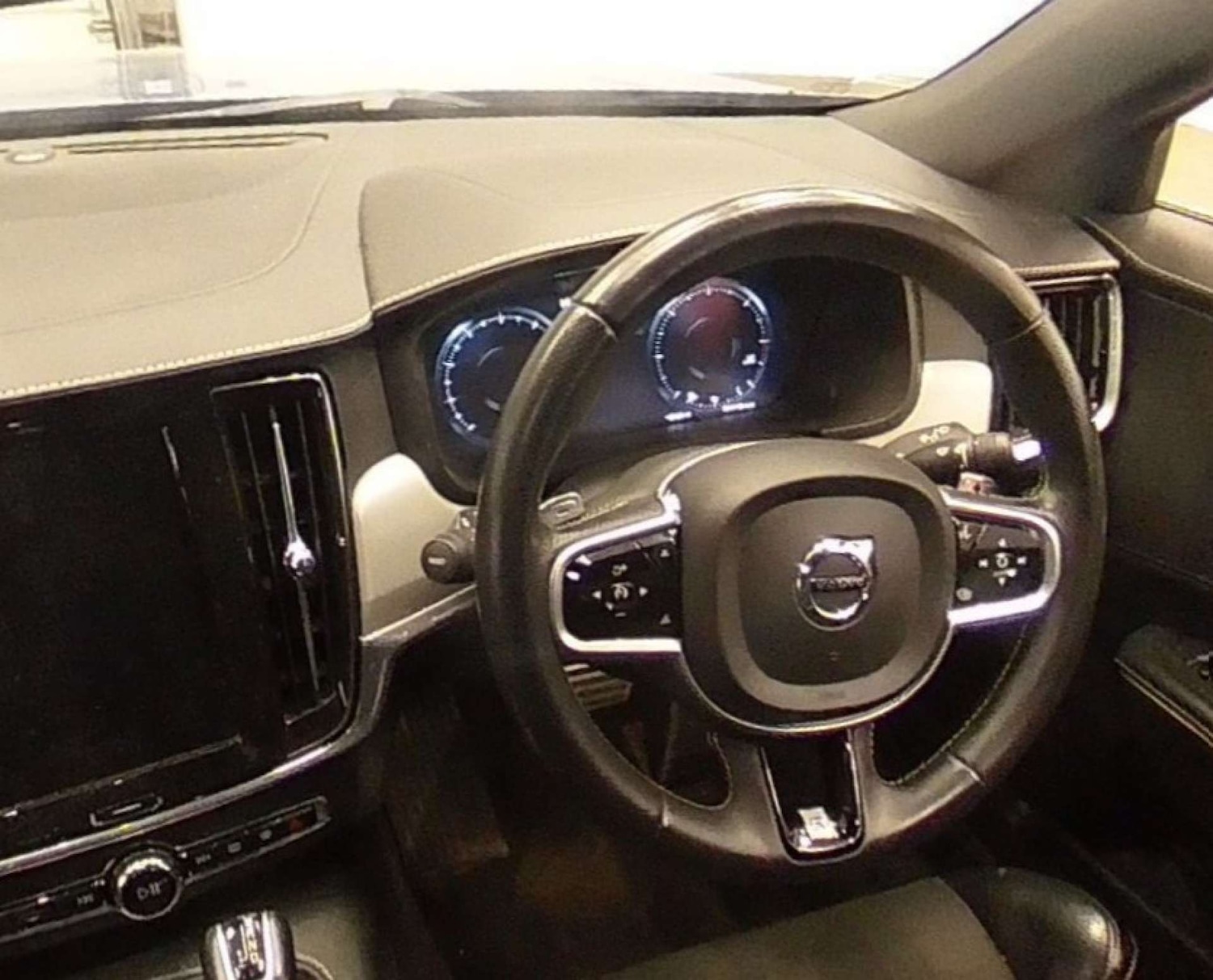 Used Volvo V90 2019 for sale - 77736139: Photo 3