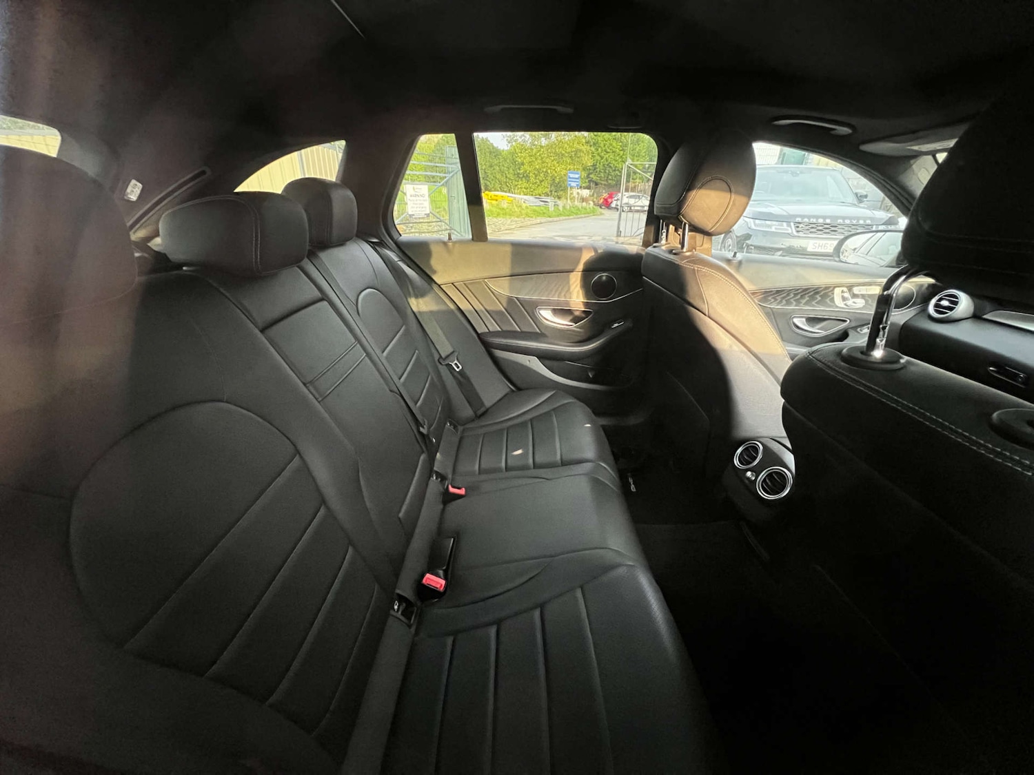 Used Mercedes-Benz C Class 2018 for sale - 76518056: Photo 18