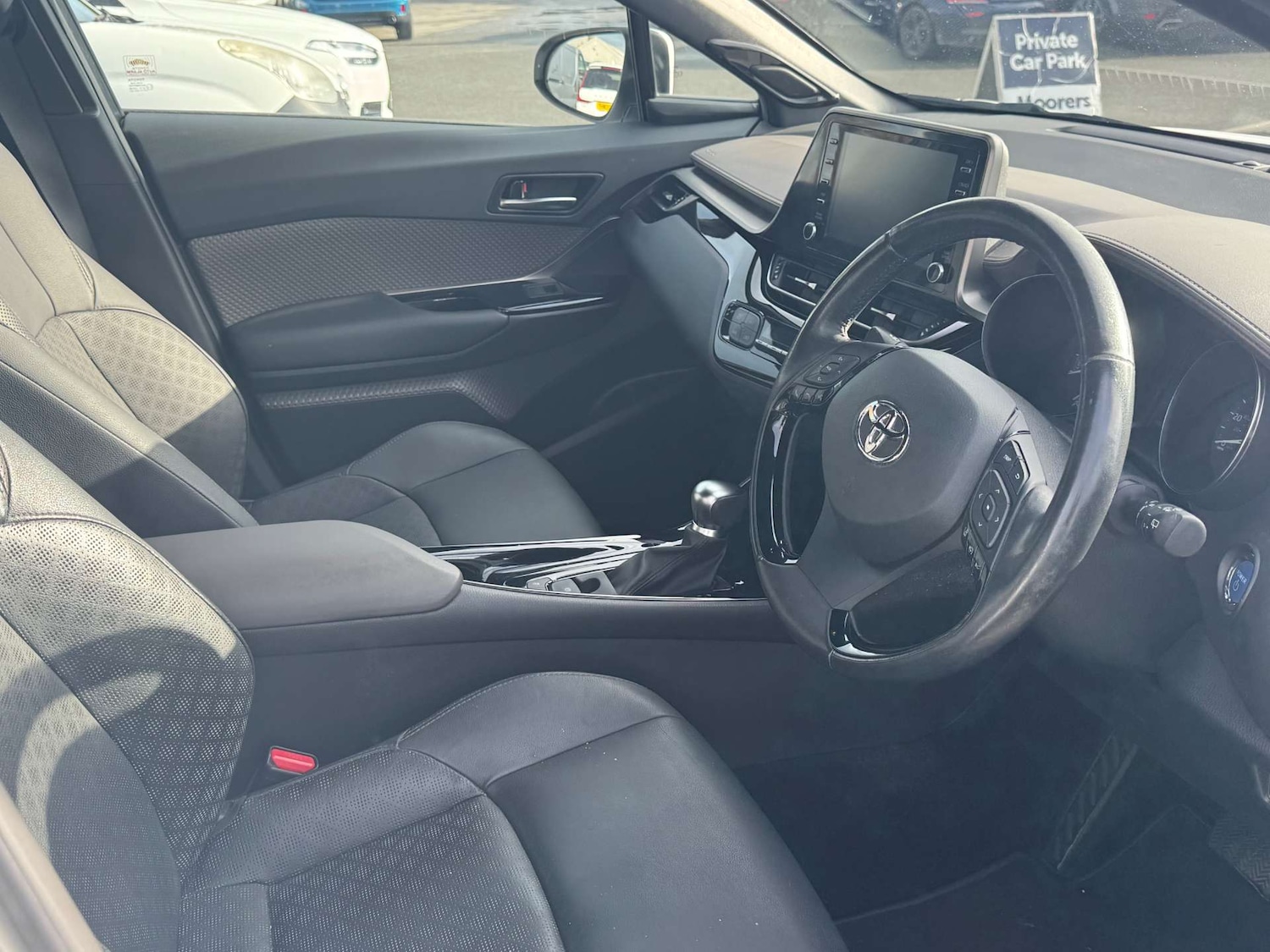 Used Toyota C-HR 2021 for sale - 76536182: Photo 17