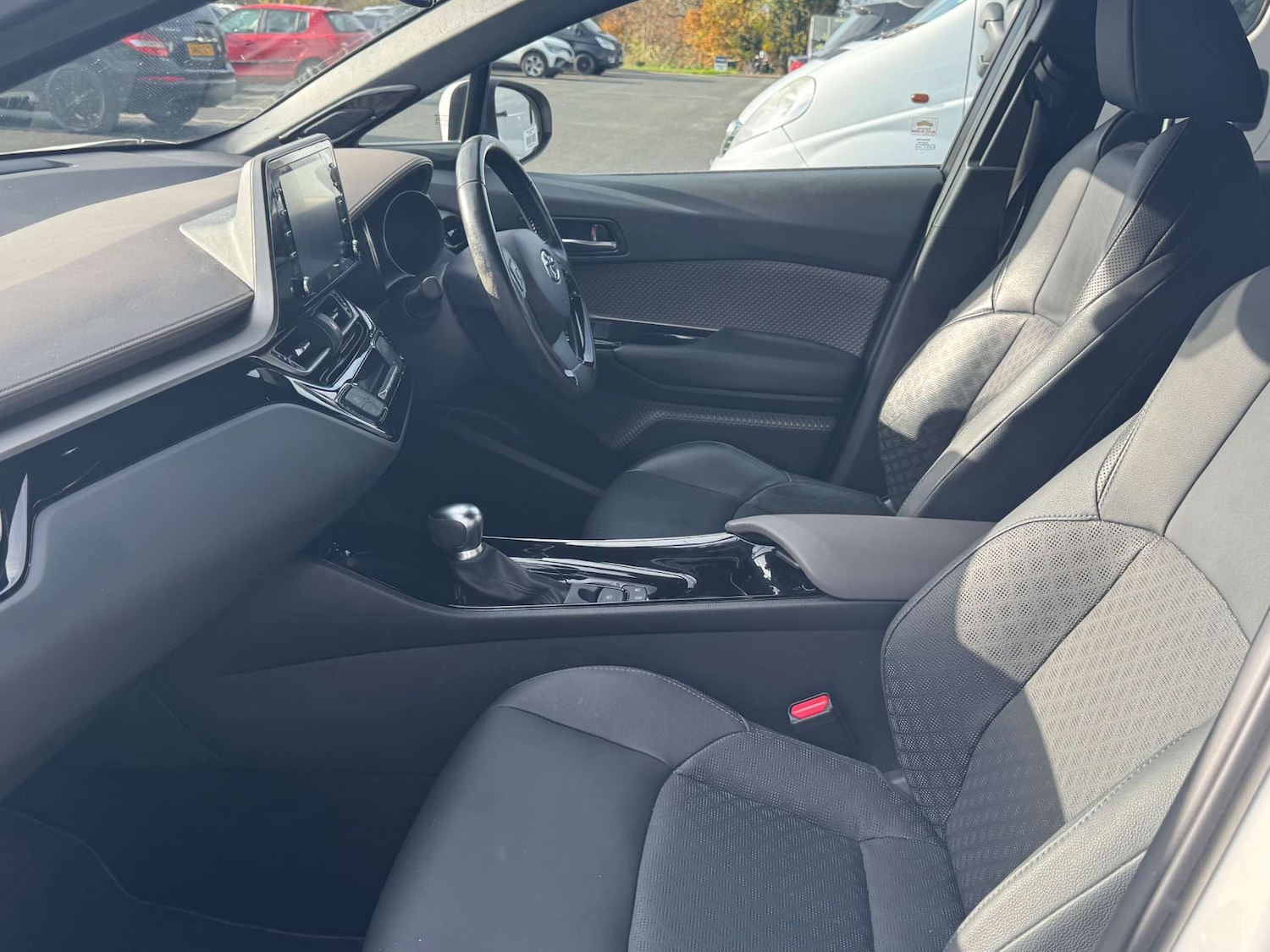 Used Toyota C-HR 2021 for sale - 76536182: Photo 19