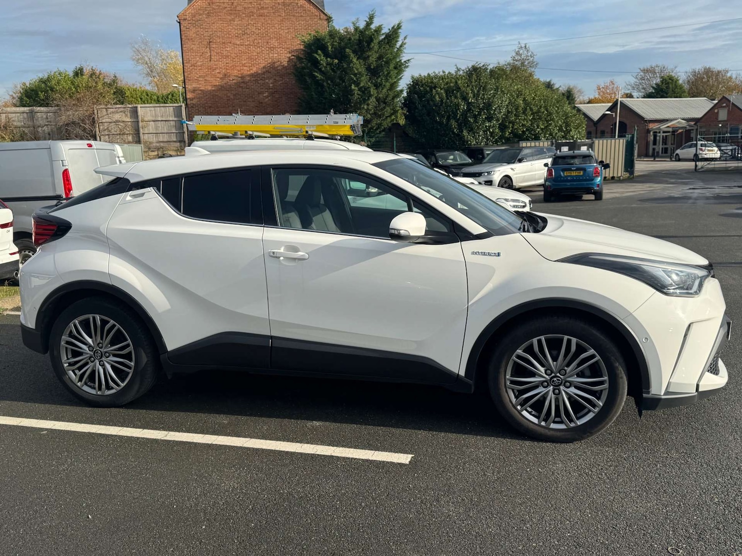 Used Toyota C-HR 2021 for sale - 76536182: Photo 23