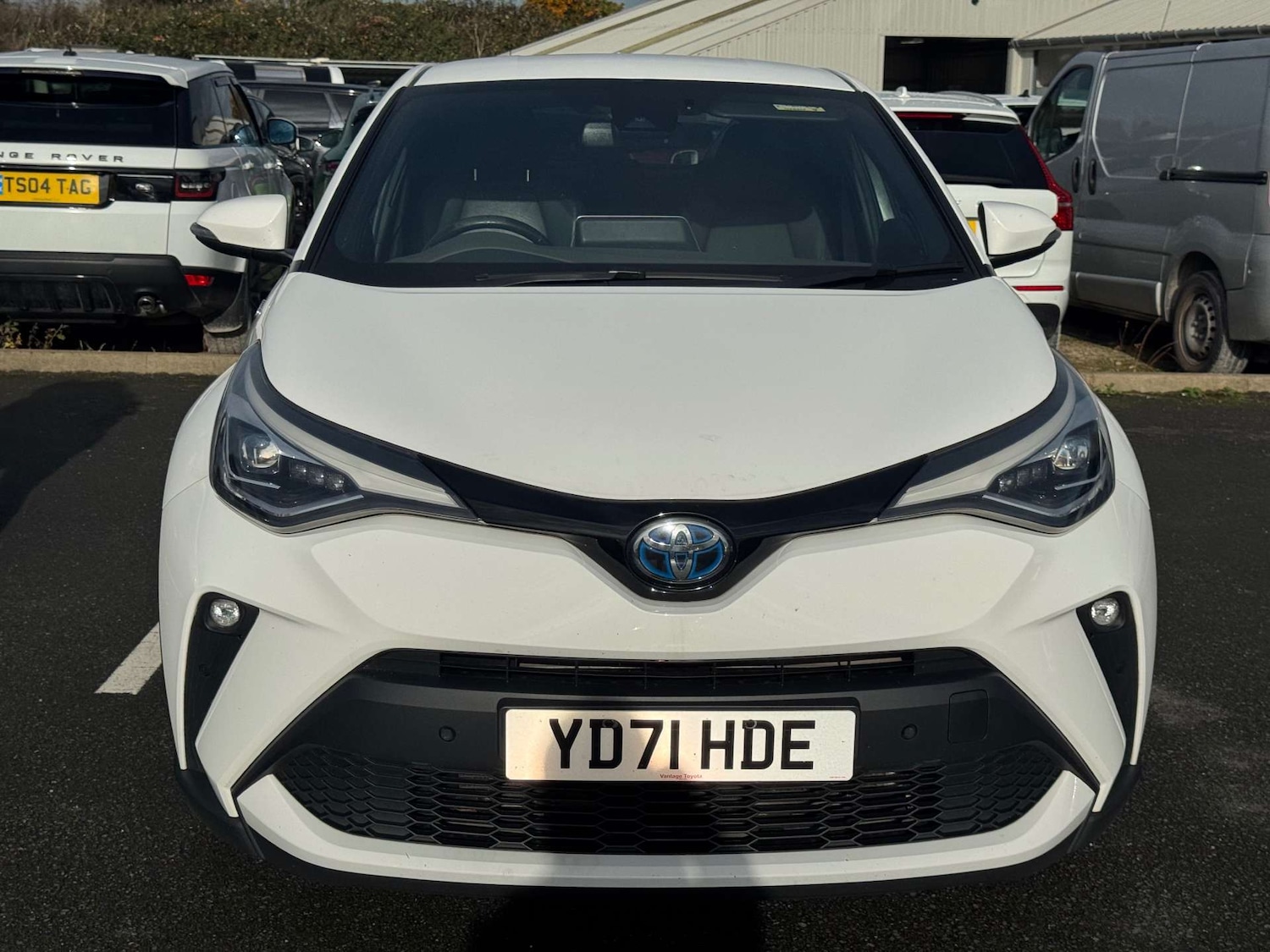 Used Toyota C-HR 2021 for sale - 76536182: Photo 3