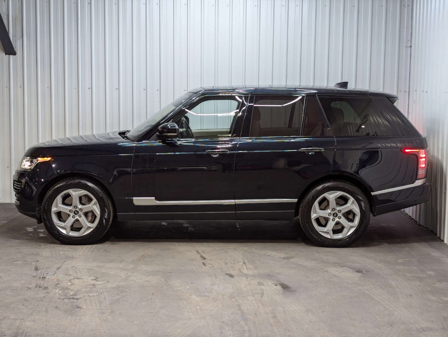 Used Land Rover Range Rover 2016 for sale - 76362812: Photo 13