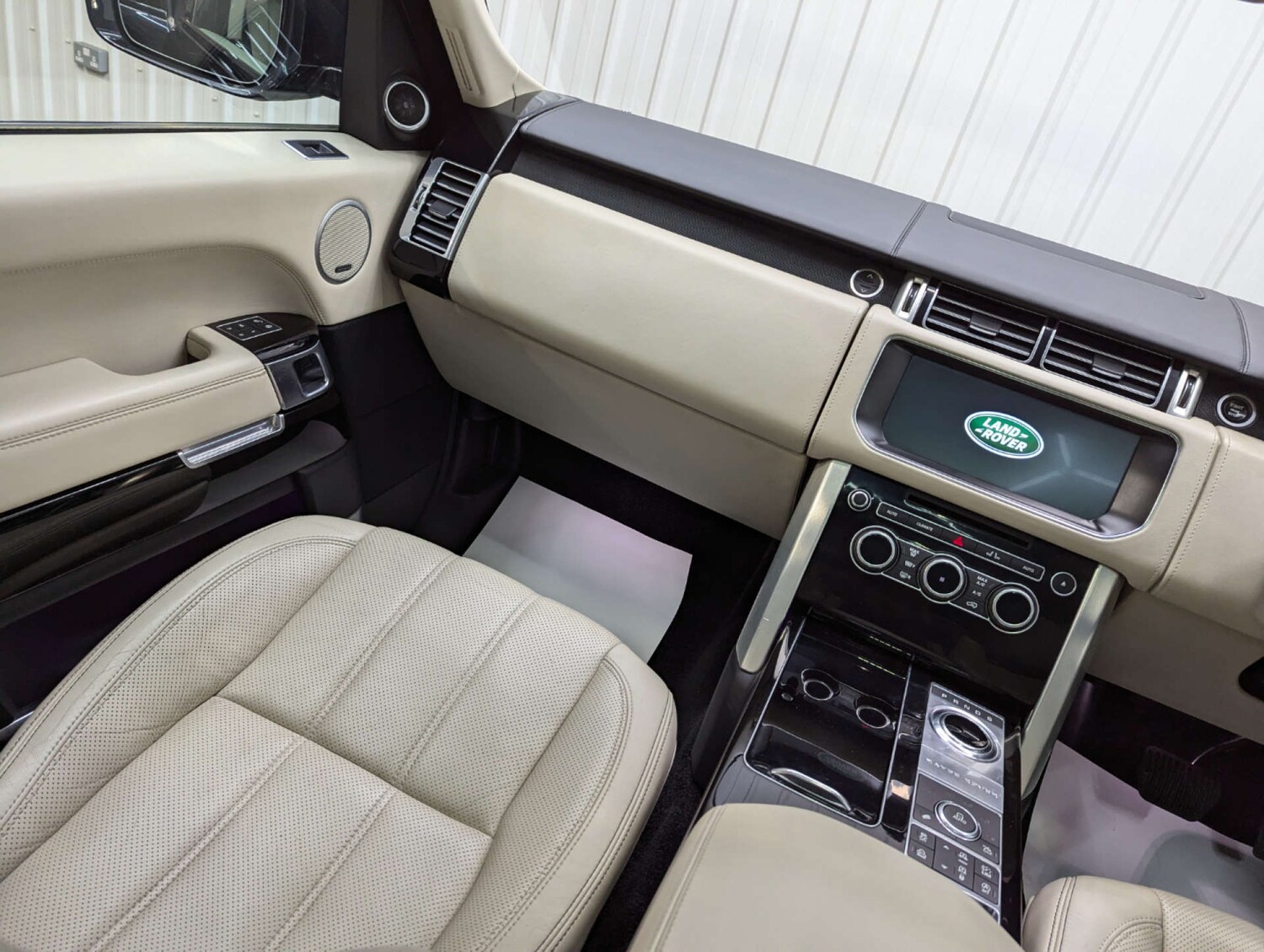 Used Land Rover Range Rover 2016 for sale - 76362812: Photo 52