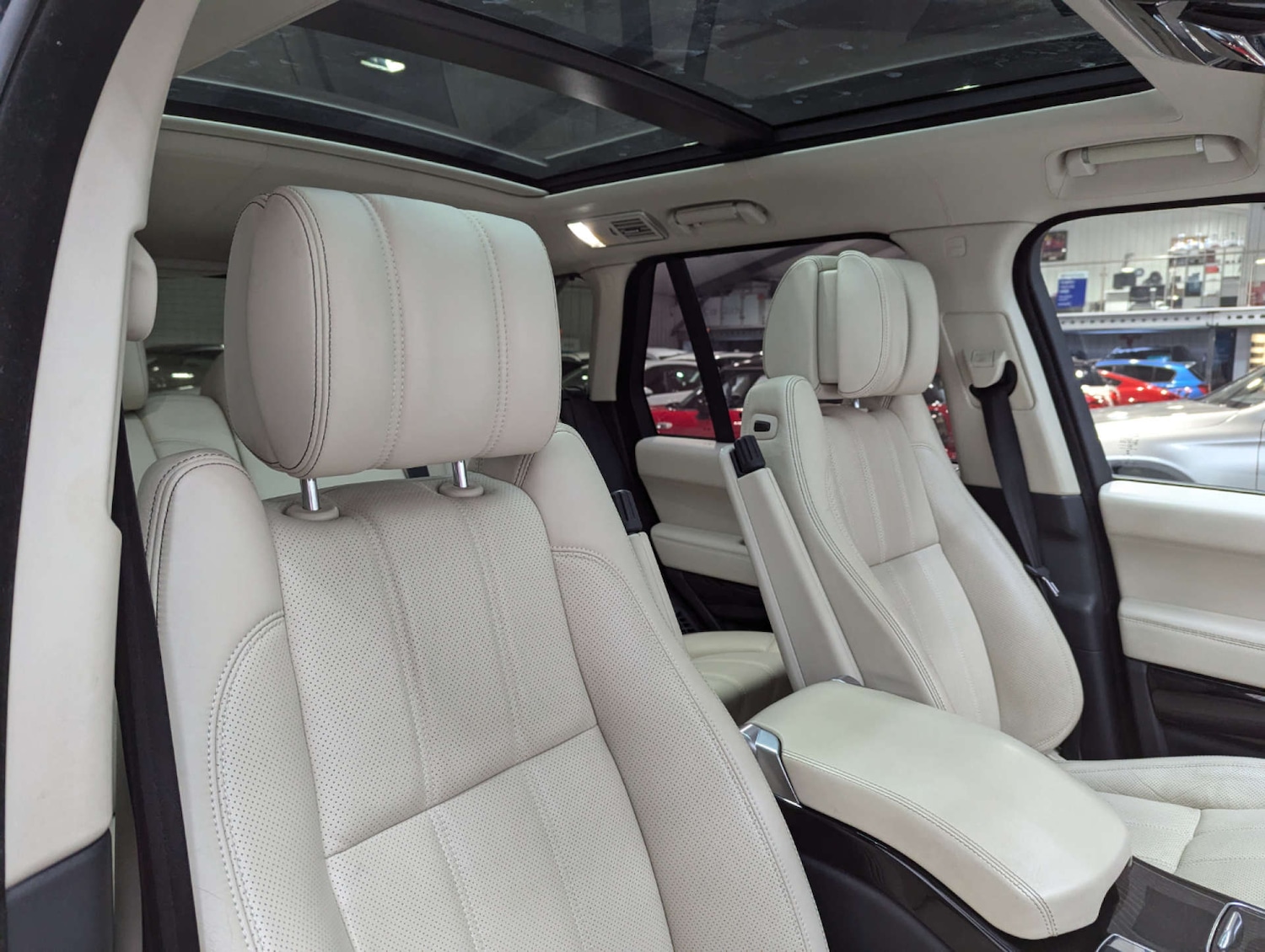 Used Land Rover Range Rover 2016 for sale - 76362812: Photo 56