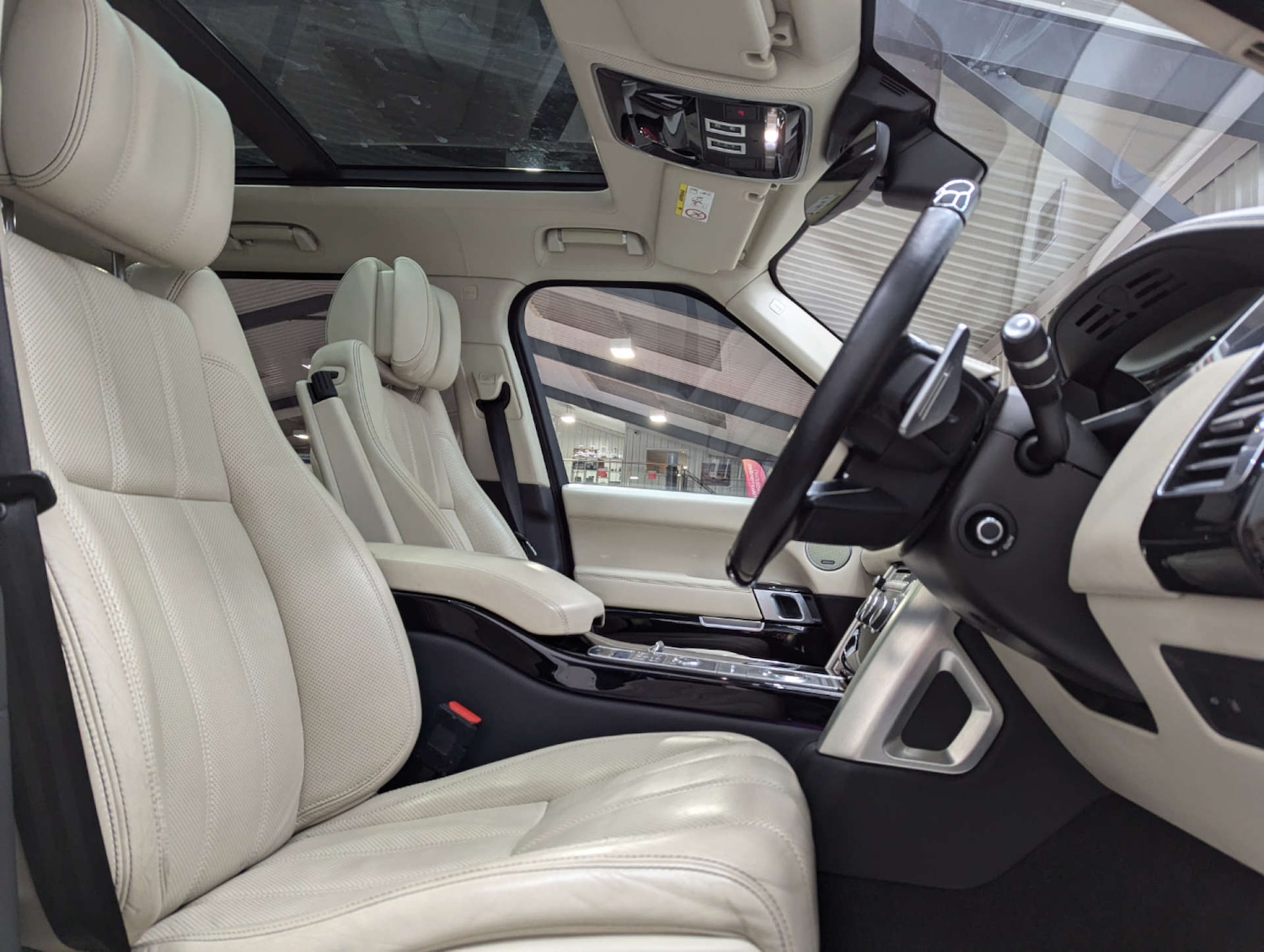 Used Land Rover Range Rover 2016 for sale - 76362812: Photo 57