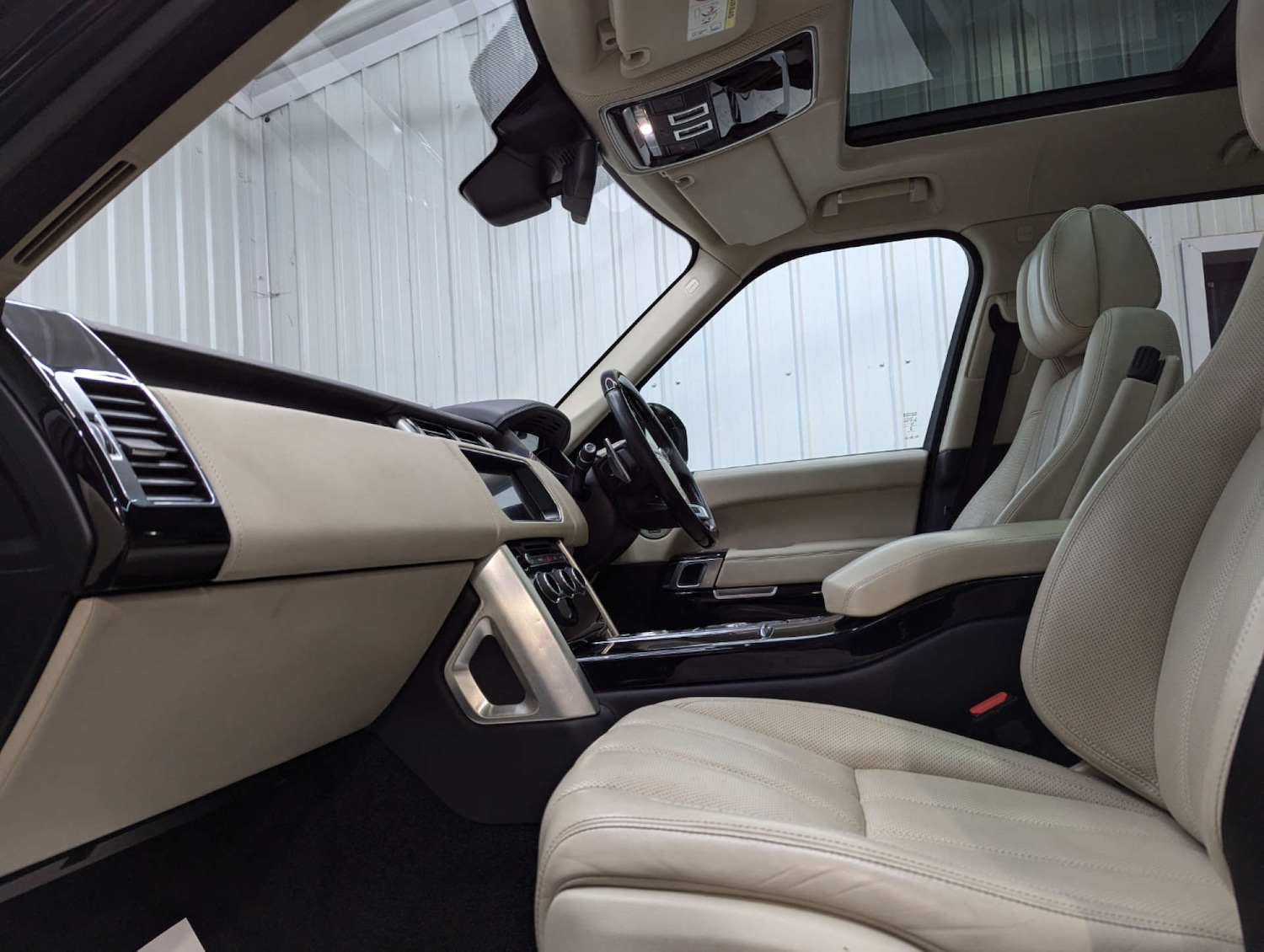 Used Land Rover Range Rover 2016 for sale - 76362812: Photo 62