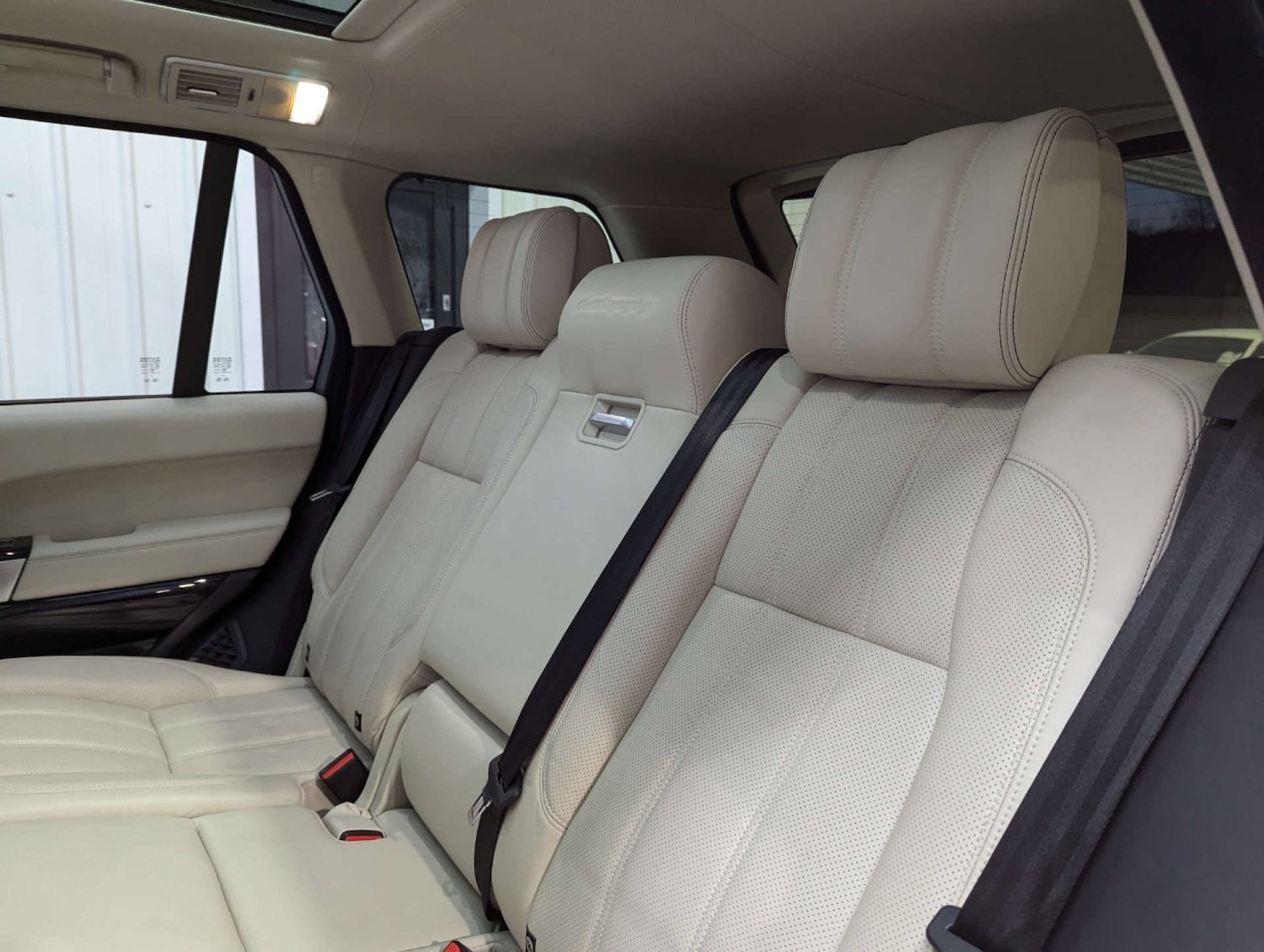 Used Land Rover Range Rover 2016 for sale - 76362812: Photo 75