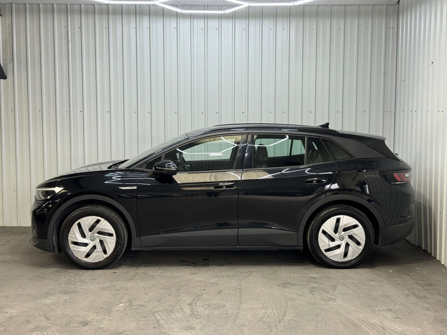 Used Volkswagen ID.4 2021 for sale - 76363909: Photo 17