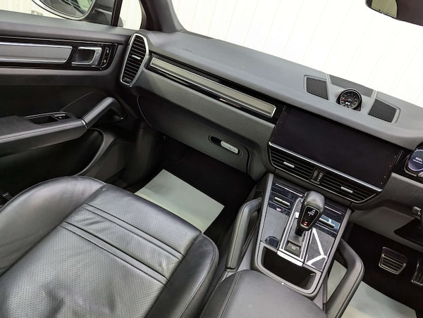 Used Porsche Cayenne 2020 for sale - 76278152: Photo 49