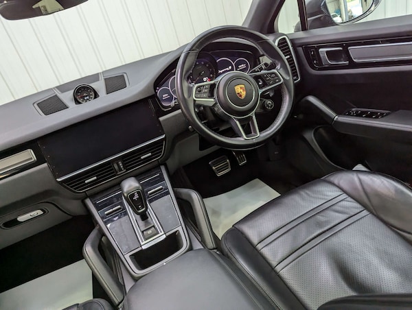 Used Porsche Cayenne 2020 for sale - 76278152: Photo 50