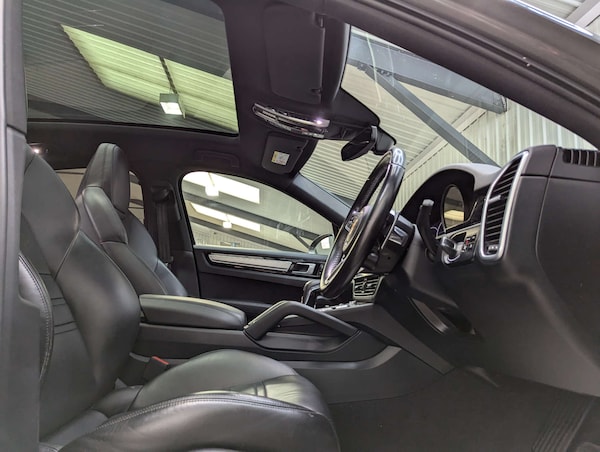Used Porsche Cayenne 2020 for sale - 76278152: Photo 55