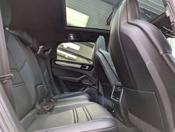 Used Porsche Cayenne 2020 for sale - 76278152: Photo 67