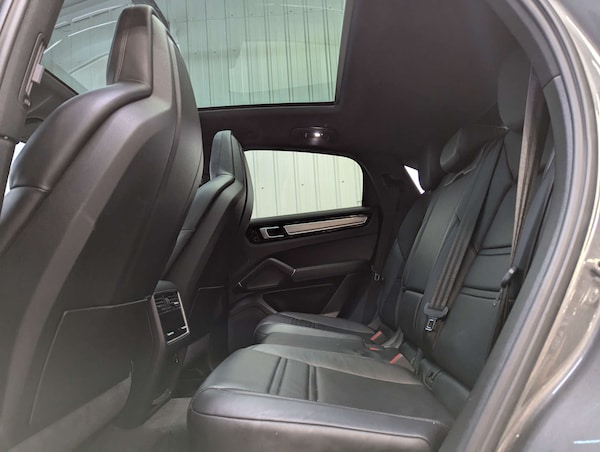 Used Porsche Cayenne 2020 for sale - 76278152: Photo 73