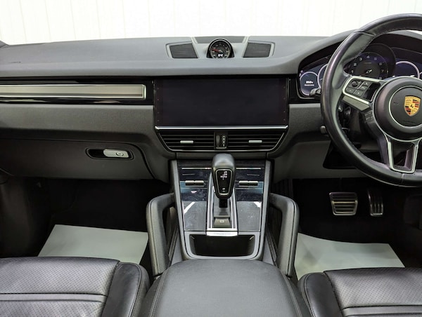 Used Porsche Cayenne 2020 for sale - 76278152: Photo 75