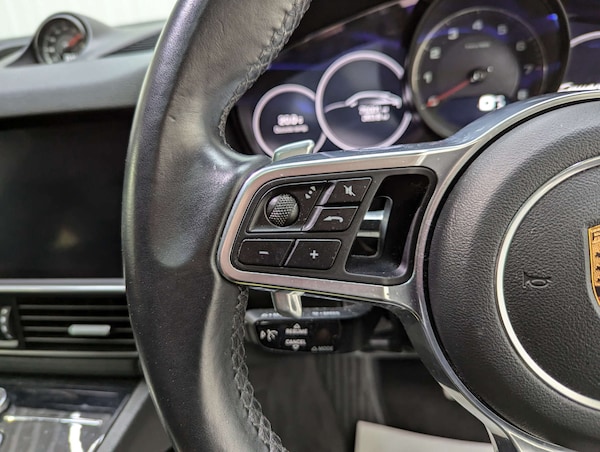 Used Porsche Cayenne 2020 for sale - 76278152: Photo 77